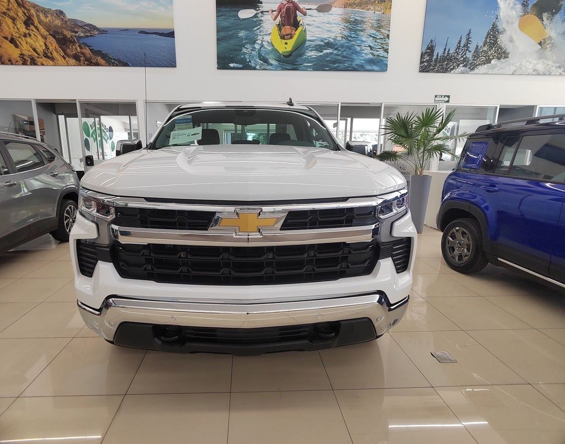 2026 Chevrolet CHEYENNE CHEYENNE CABINA REGULAR 4X4 LT PAQ. H