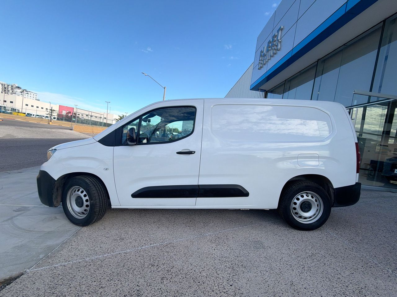 2025 PEUGEOT PARTNER MAXI PACK 5P 1.2 PURETEC PARTNER MAXI PACK 5P 1.2 PURETEC