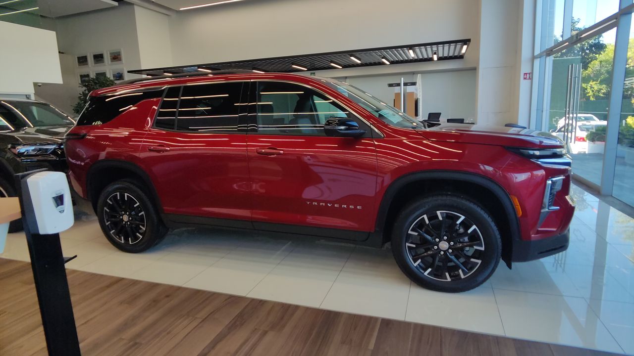 2025 Chevrolet TRAVERSE TRAVERSE 7 PASAJEROS PAQ. B