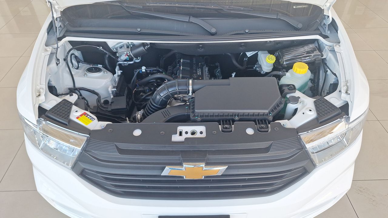 2026 Chevrolet TORNADO TORNADO VAN CARGO LS PAQ. B