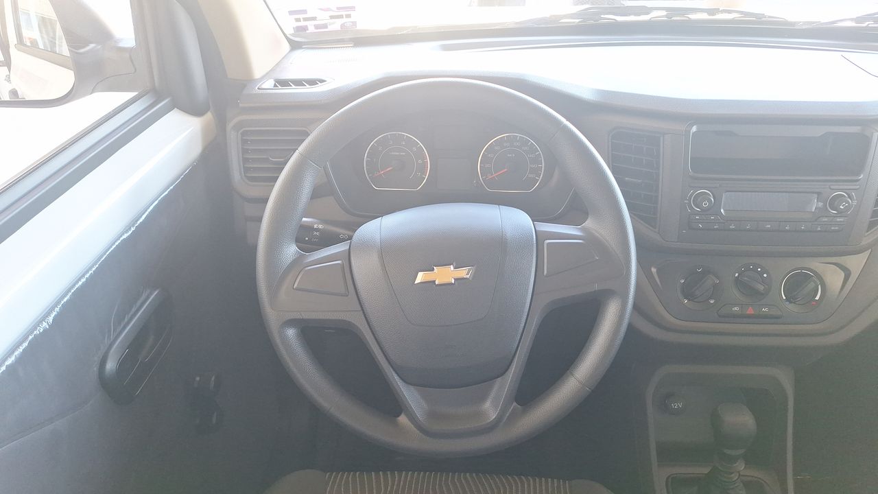 2026 Chevrolet TORNADO TORNADO VAN CARGO LS PAQ. B