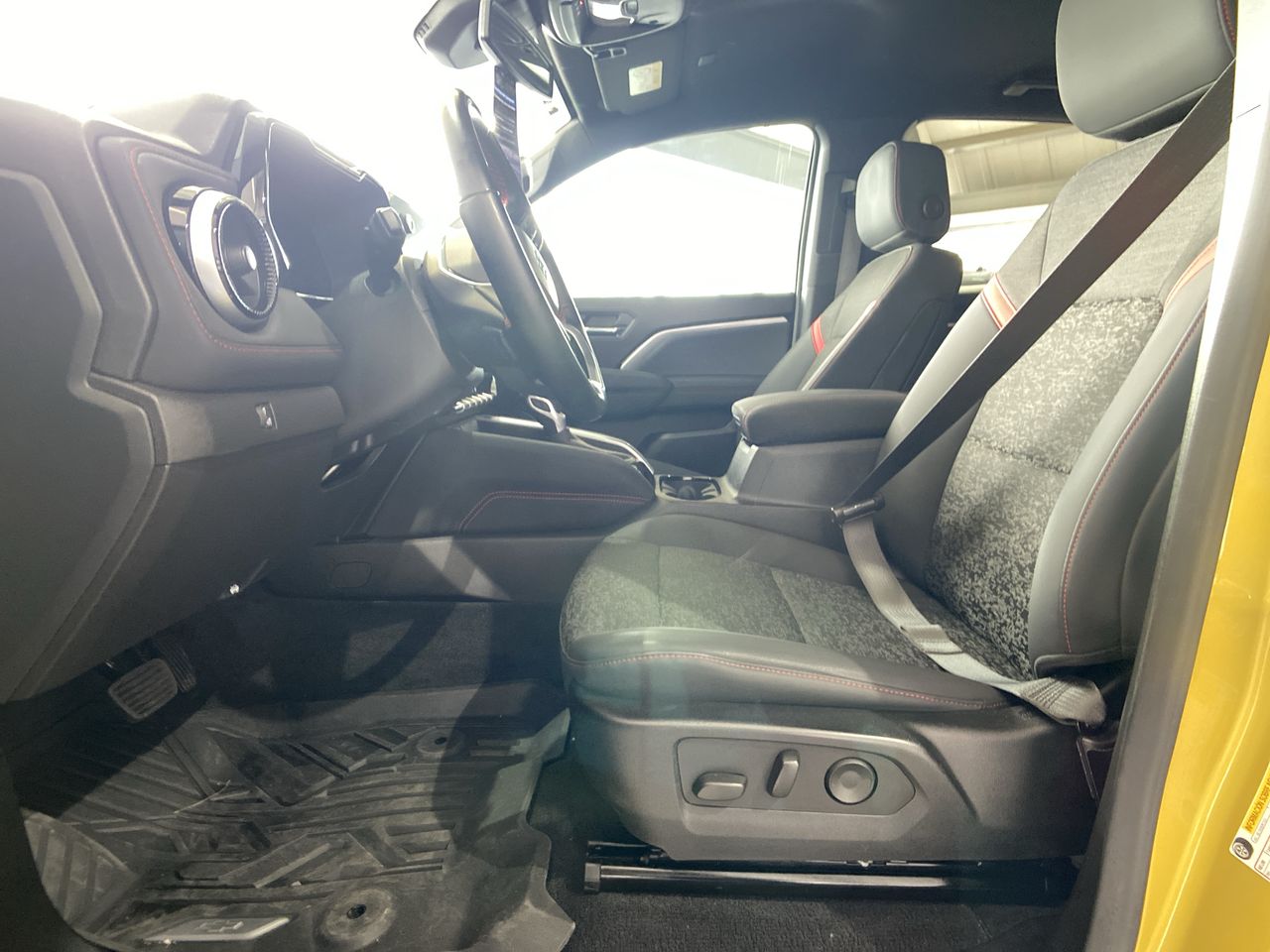 2023 Chevrolet COLORADO DOBLE CABINA Z71 4X4 C COLORADO DOBLE CABINA Z71 4X4 C