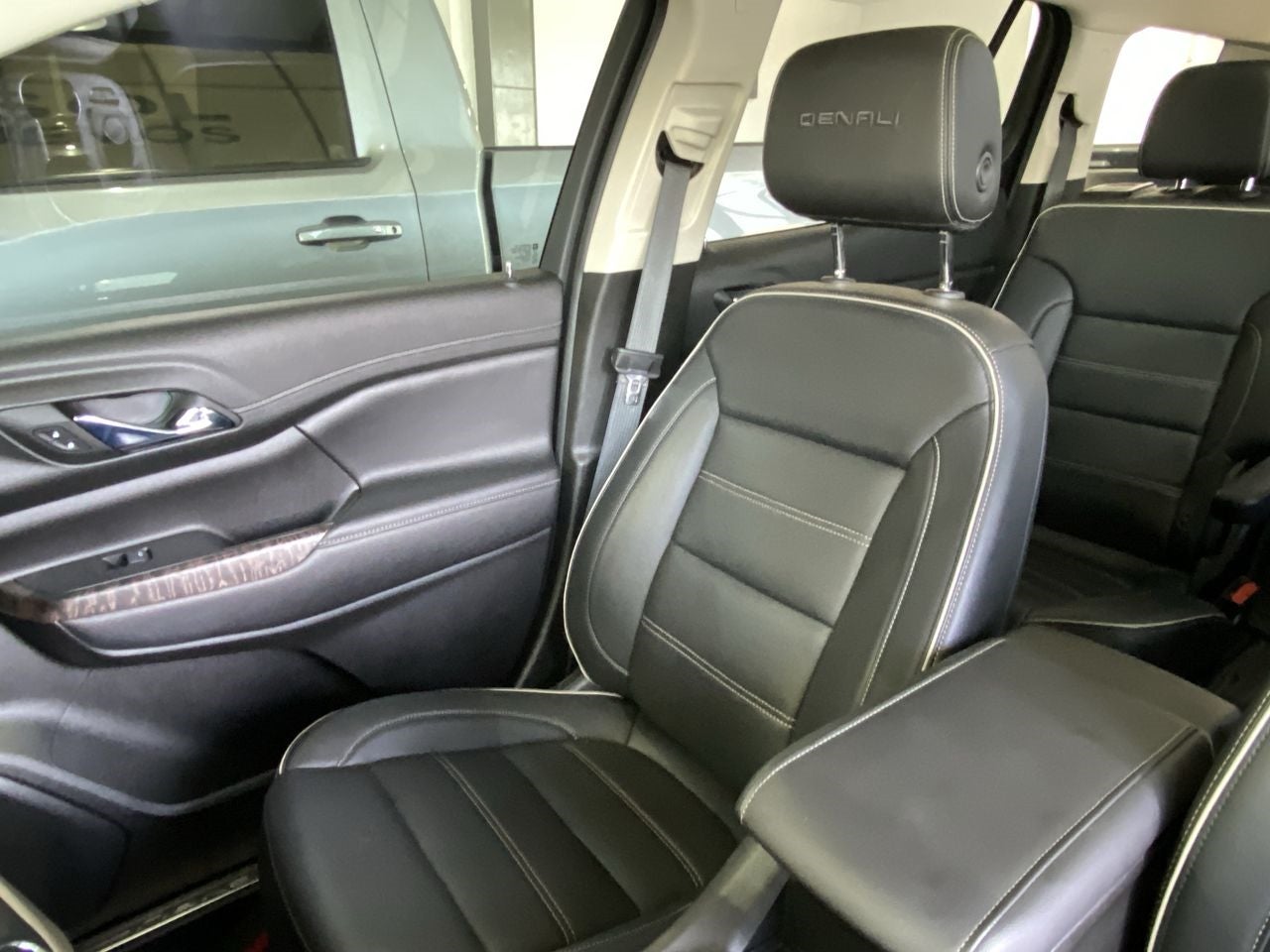 2023 GMC ACADIA DENALI PAQ. G ACADIA DENALI PAQ. G