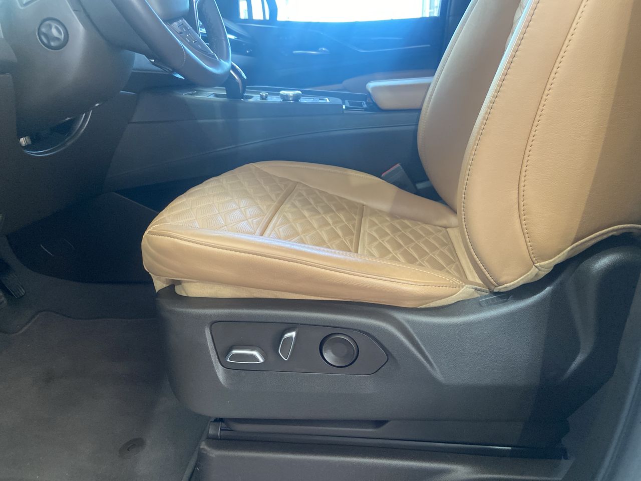 2023 Cadillac ESCALADE ESV 4WD PAQ. B PREMIUN LUXURY ESCALADE ESV 4WD PAQ. B PREMIUN LUXURY