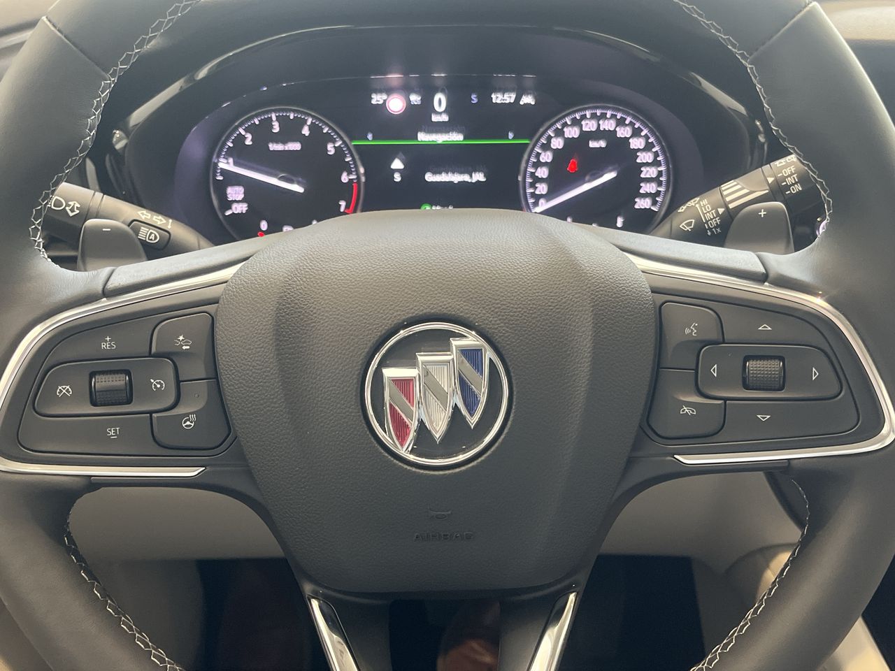 2023 Buick ENVISION ENVISION AVENIR PAQ. U