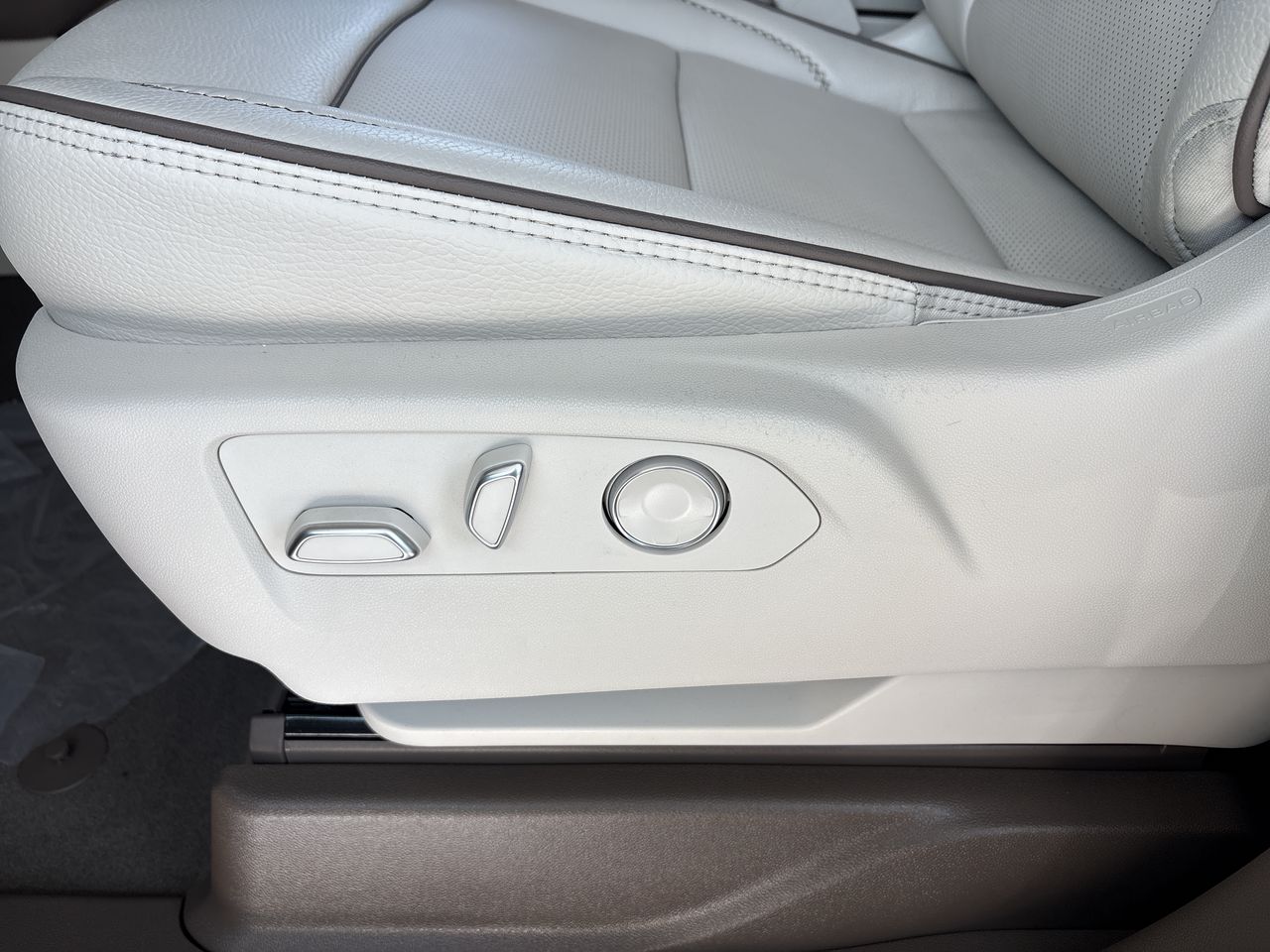 2026 GMC YUKON YUKON SUV DENALI PAQ. A