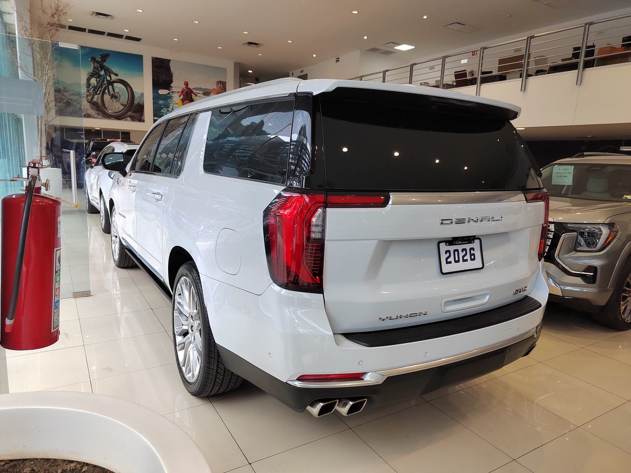 2026 GMC YUKON XL YUKON DENALI XL PAQ. B.