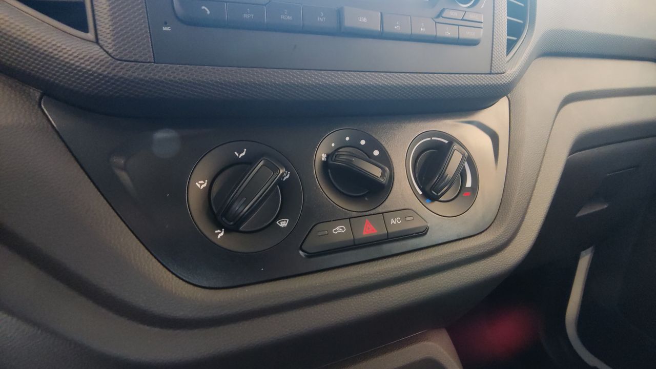 2026 Chevrolet TORNADO TORNADO VAN CARGO LS PAQ. B